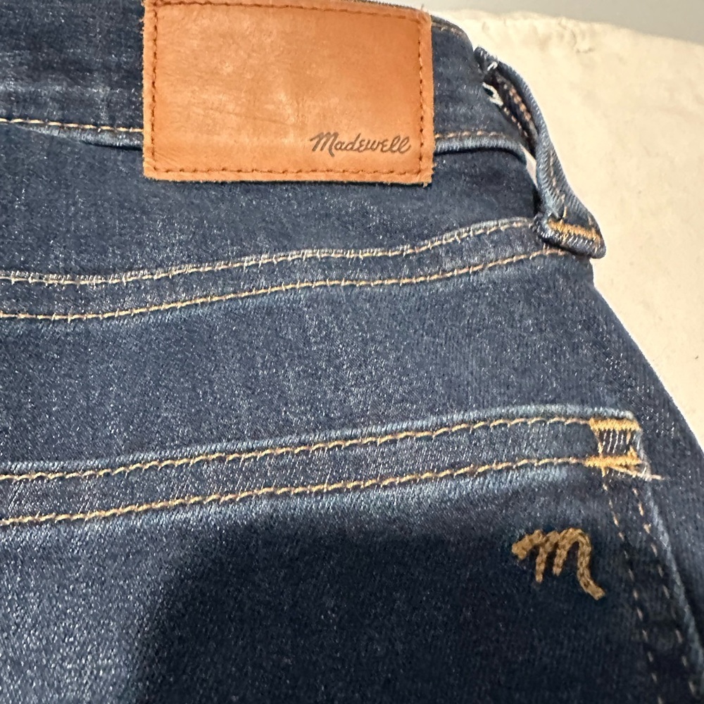 Madewell 10” High-Rise Skinny Jeans | Size 24 | Dark Wash - Picture 4 of 10